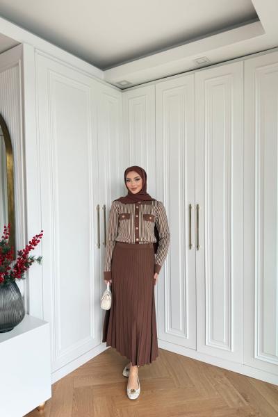 Gönül Etekli Takım Kahverengi