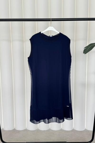 Mürvet İçlik Lacivert