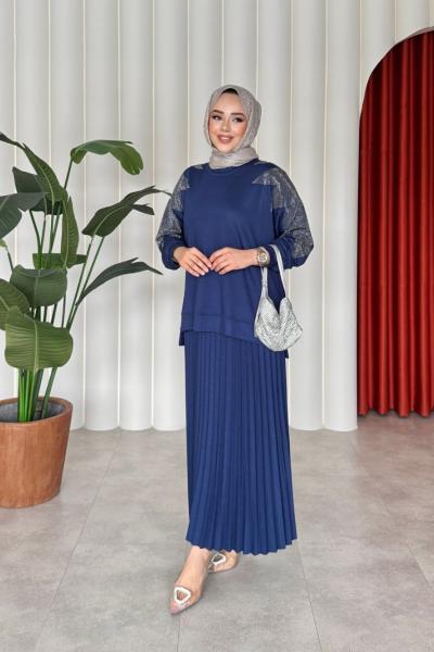 Özlem Takım Lacivert