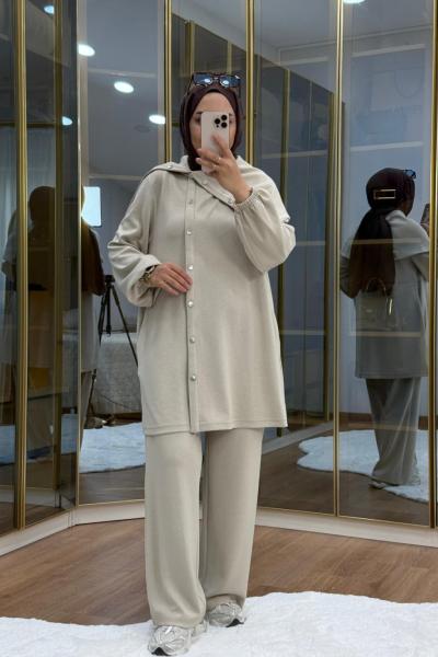 Asimetrik Metal Düğme Detaylı Takım Bej