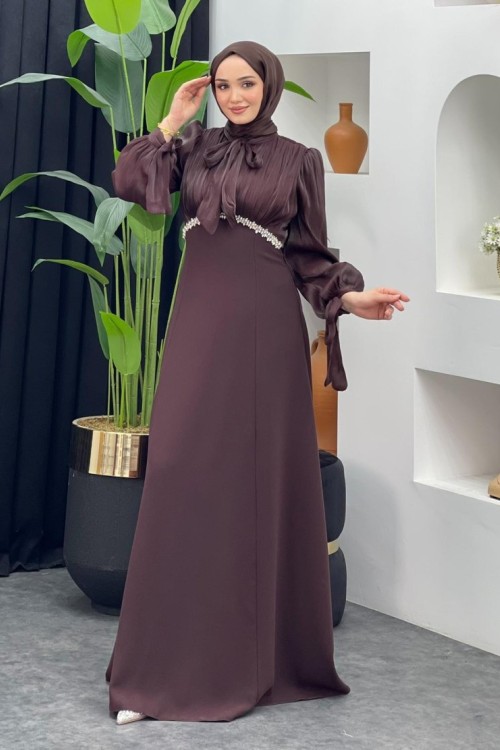 Dilek Abiye