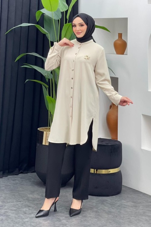 Elçin Tunik