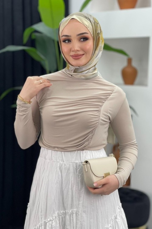 Yandan Büzgülü Bluz