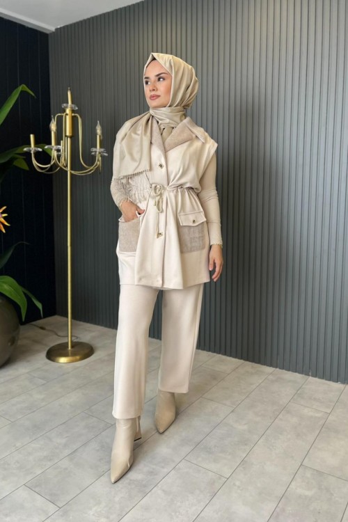 Angora Detaylı Yelekli Takım