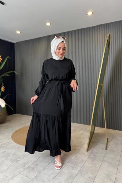 Belden Kuşaklı Büzgü Detaylı Elbise