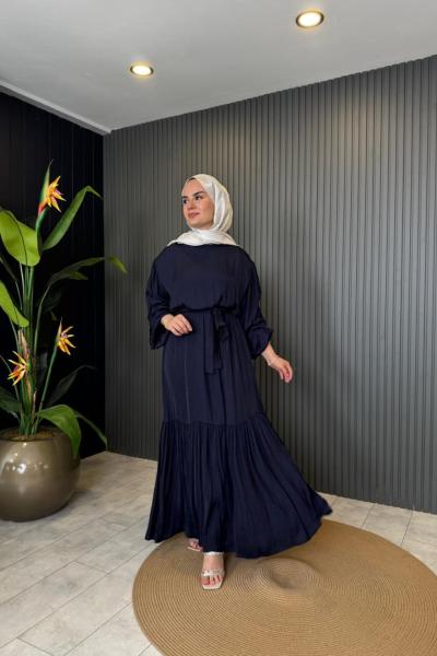 Belden Kuşaklı Büzgü Detaylı Elbise