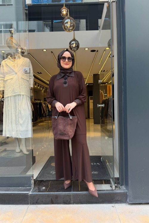 Broş Detaylı Pantolon Takım