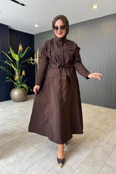 Ceketi Kafes Detaylı Eteğinin Yanları Düğmeli Takım