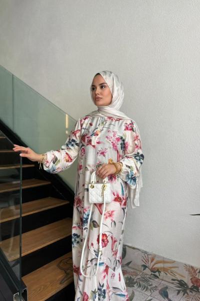 Çiçek Desenli Önden Düğmeli Elbise