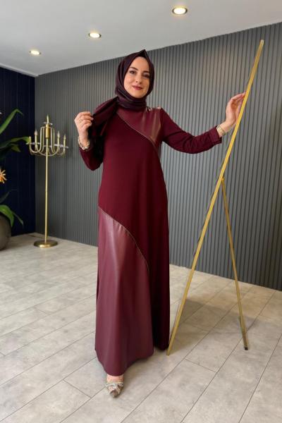 Deri Zincir Detaylı Elbise