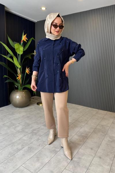 Düğmeli Dekoratif Dikişli Gömlek