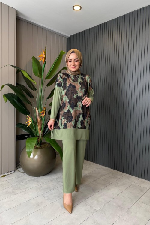 Esra Batik Pantolon Takım