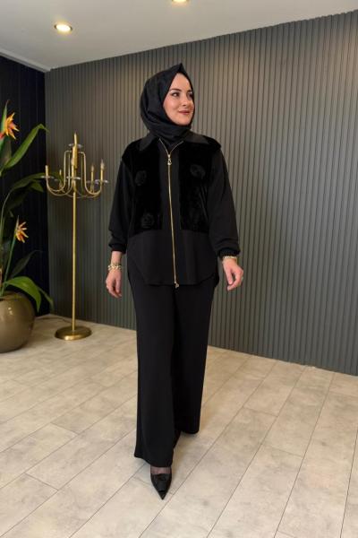 Gül Ve Peluş Detaylı Pantolonlu Takım