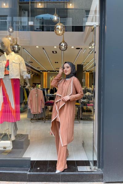 İnci Pantalonlu Takım