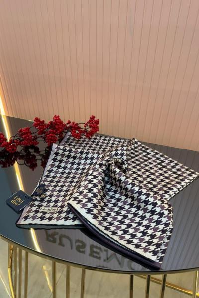 Kazayağı Desen Twill İpek Eşarp