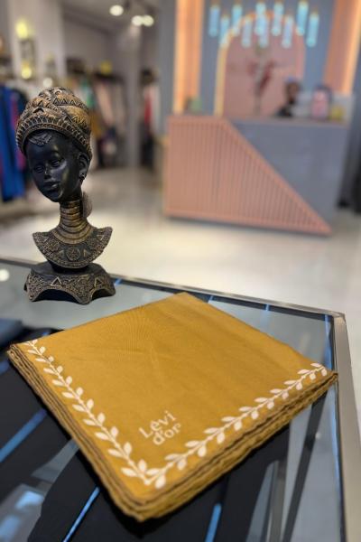 Kenar Yaprak Desenli Twill İpek Eşarp