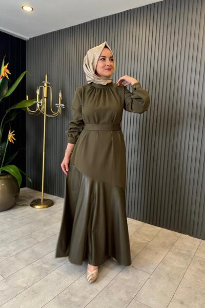 Kiana Deri Detaylı Krep Elbise