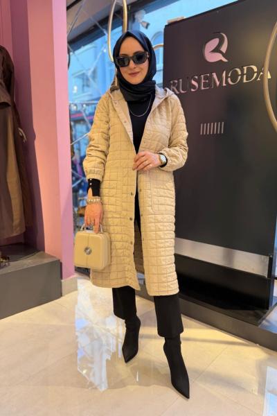 Kolları Lastikli Kapüşonlu Kap