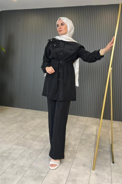 Levidor Yakası Çiçek Detaylı Pantolonlu Takım