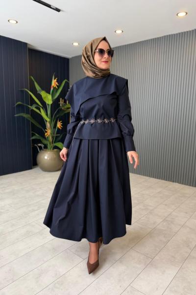 Levidor Yaka Detaylı Kemer Aksesuarlı Etekli Takım