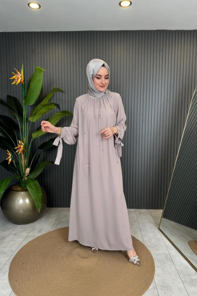 Manşeti Bağcık Detaylı Elbise