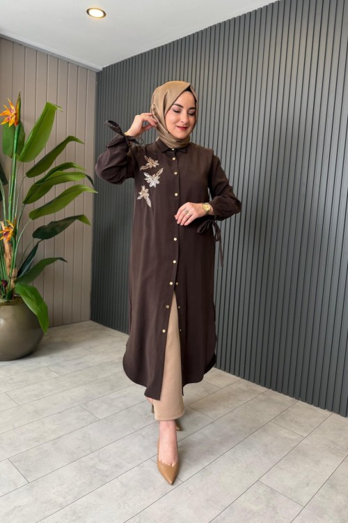 Nehir Tunik