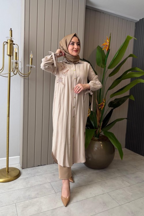 Nehir Tunik
