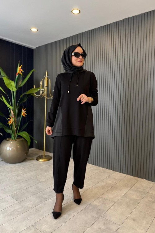 Saten Detaylı Carmen Takım