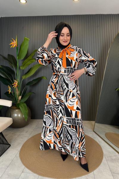 Taş Detay Kemerli Elbise