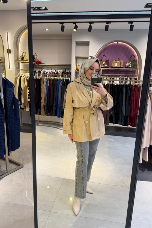 Taş ve Püskül Detaylı Pantolon
