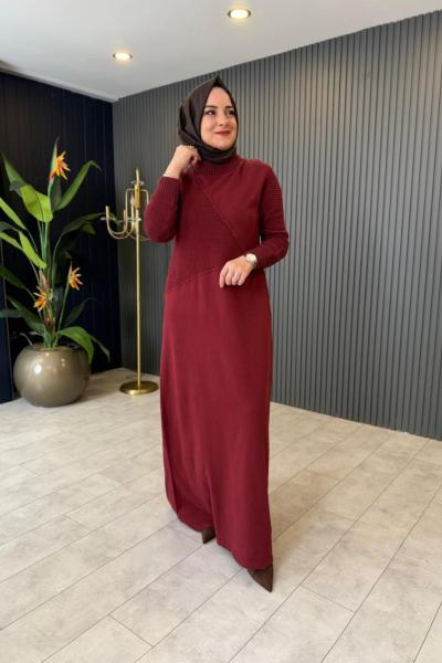 Yaka Triko Detaylı Sweat Elbise