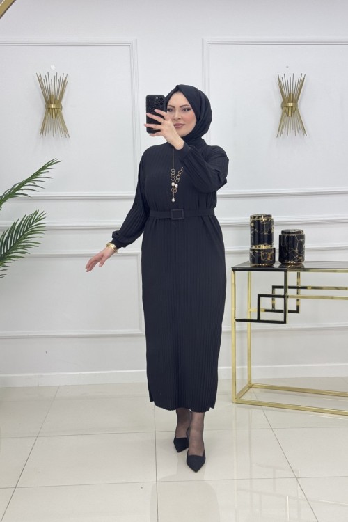 NAZLI PİLİSELİ ELBİSE-SİYAH Siyah